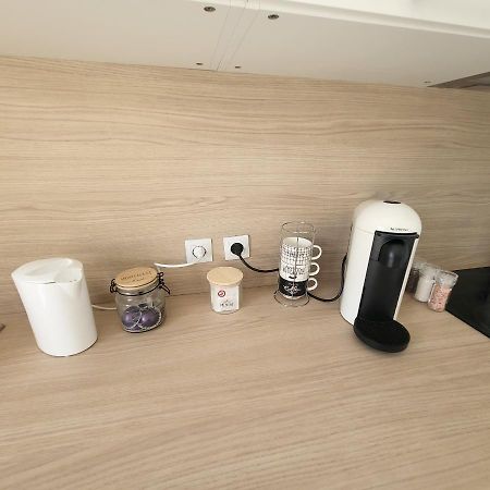 Bel Appartement Avec Jardin De 30M2 , Climatise Avec Parking Et Arrivee Autonome 카베스타니 외부 사진