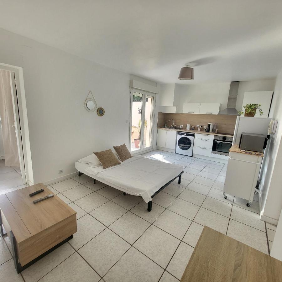 Bel Appartement Avec Jardin De 30M2 , Climatise Avec Parking Et Arrivee Autonome 카베스타니 외부 사진